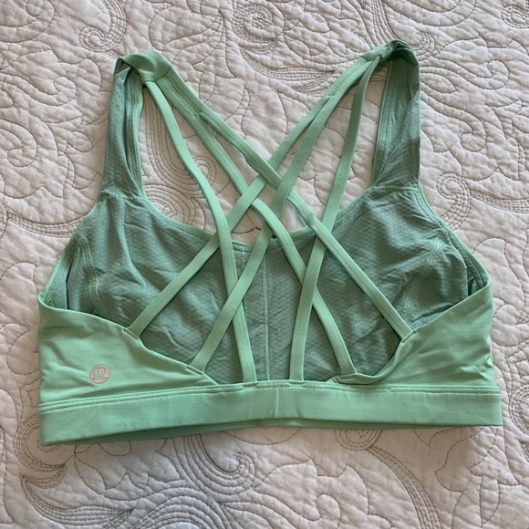 lululemon ‘free to be serene’ bra - Picture 4 of 5